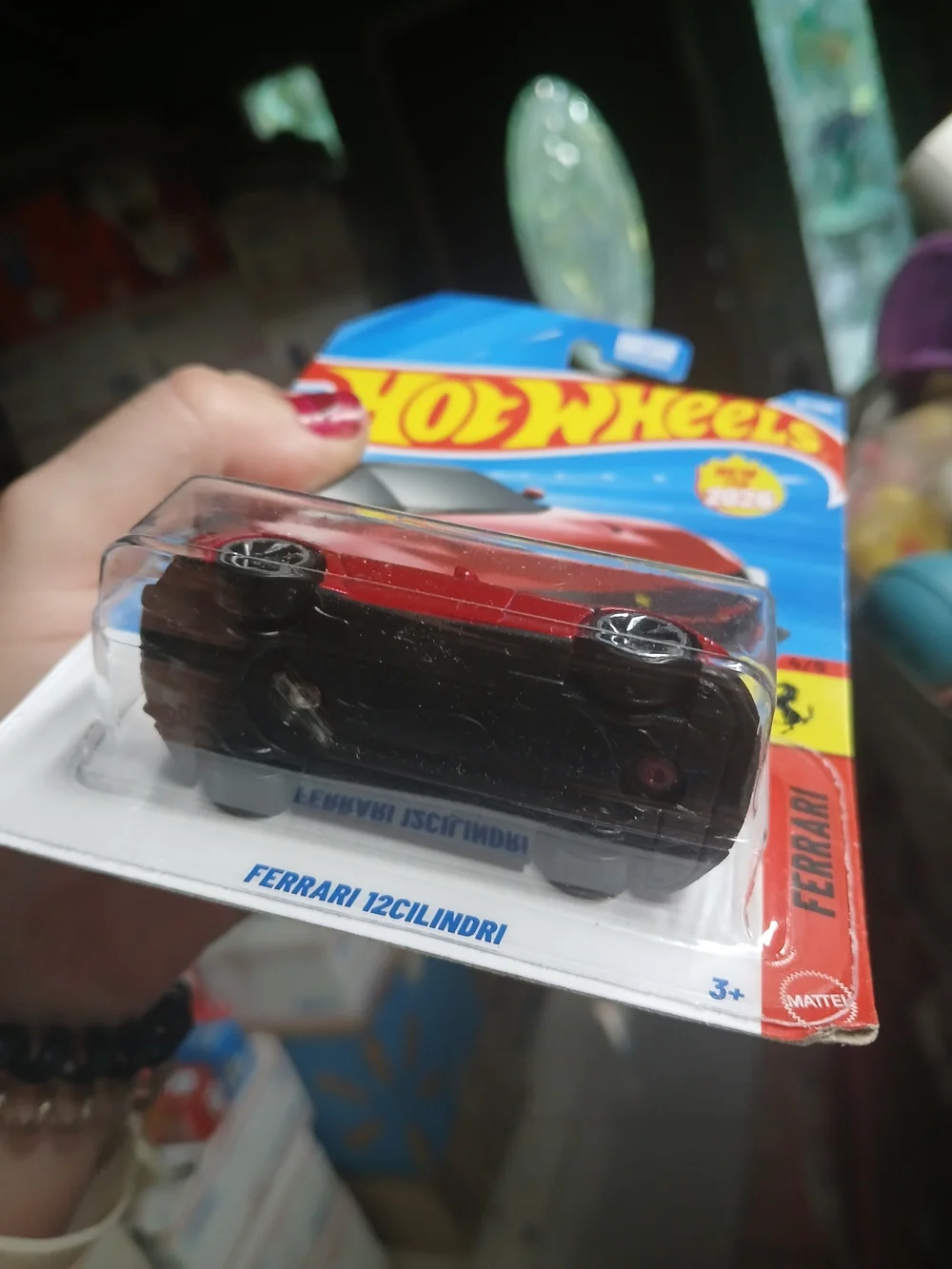 Hot Wheels detailed red